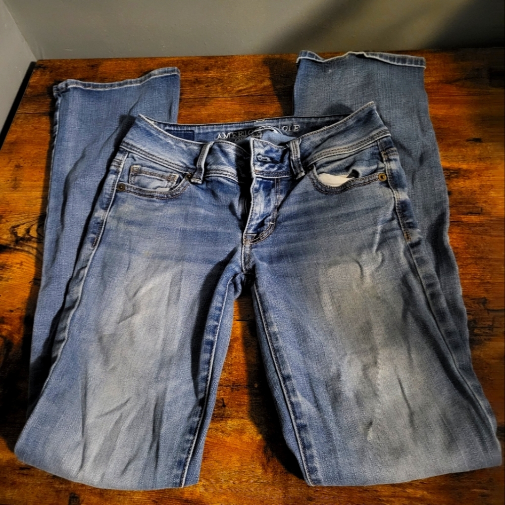 American eagle jeans
